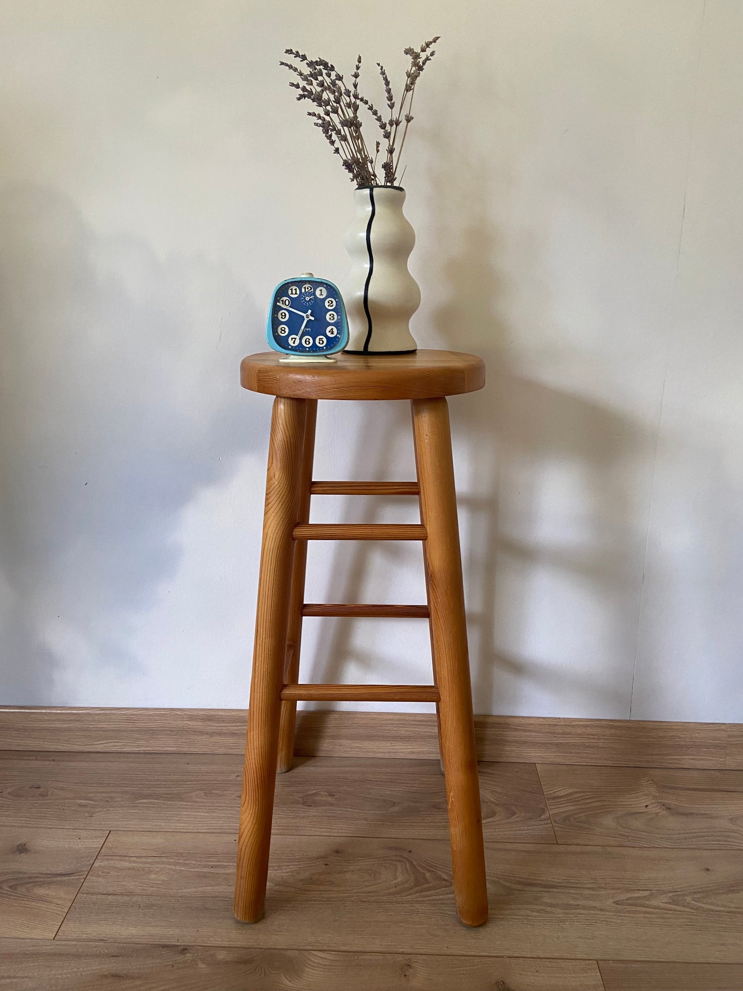 PIN high stool / pedestal table