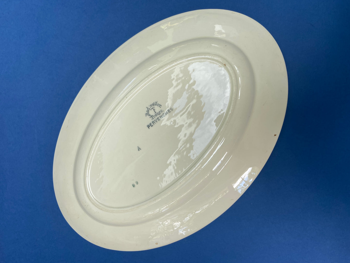 Badonviller oval dish model PERVENCHES