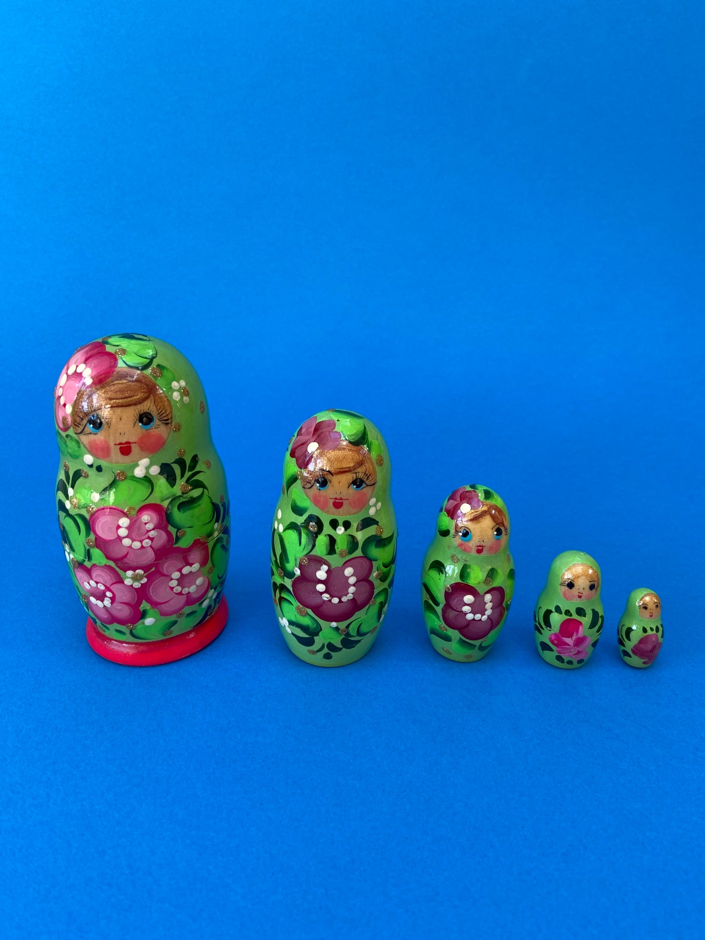 Russian dolls 5 pieces