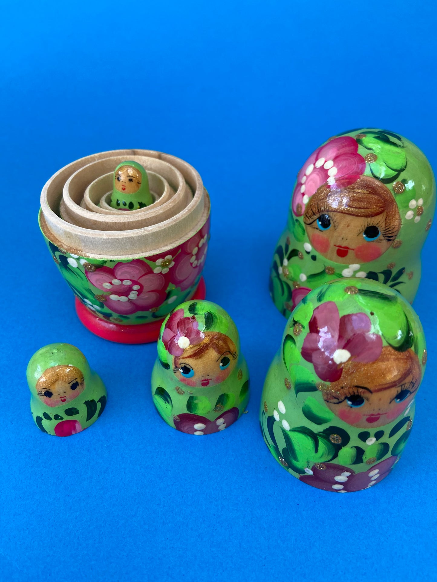 Russian dolls 5 pieces