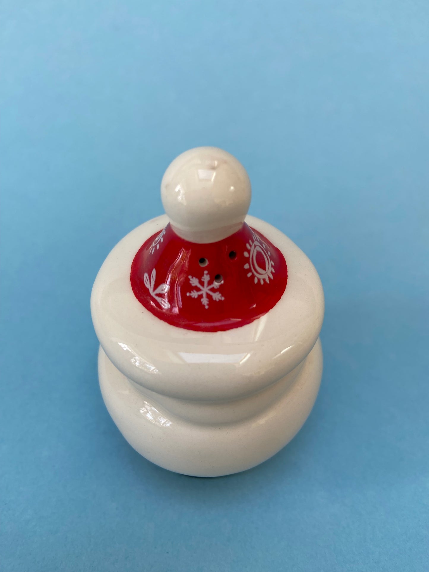 CHRISTMAS Salt and Pepper Shaker Duo