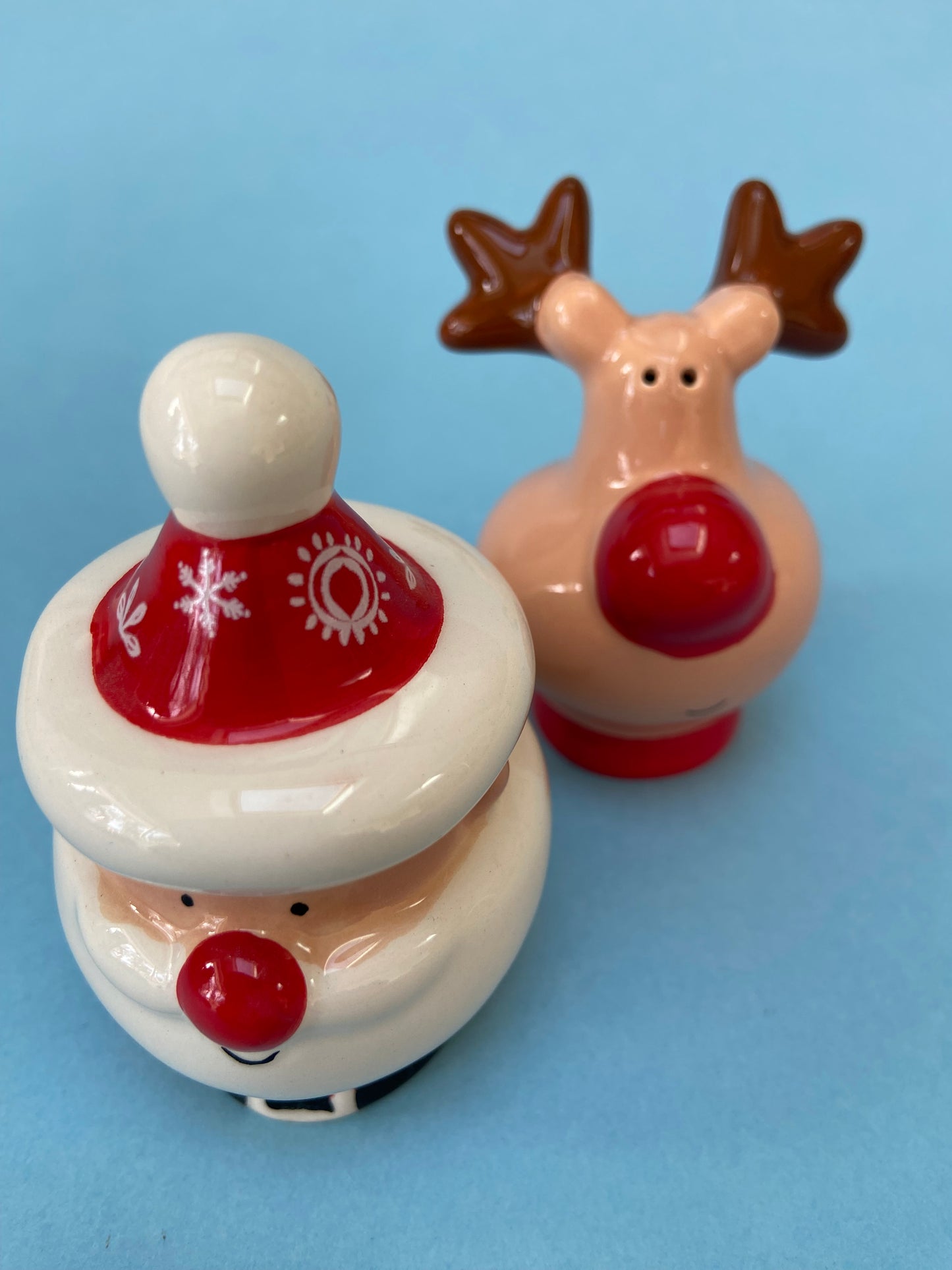 CHRISTMAS Salt and Pepper Shaker Duo