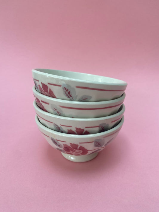 Small bowl / old ceramic cup with floral pattern