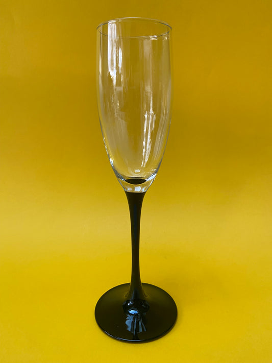 Black foot champagne flute