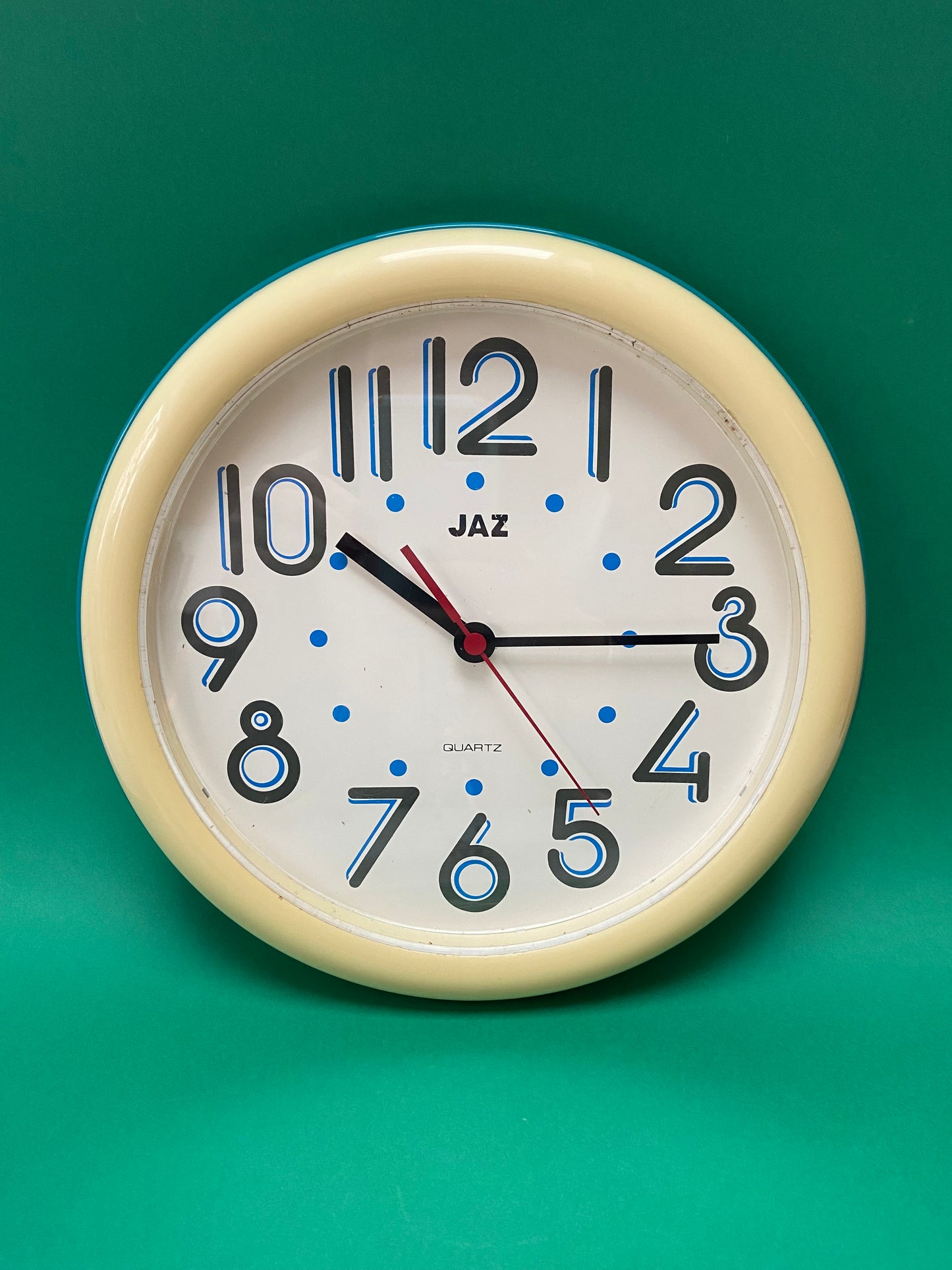 Vintage plastic clock JAZ 80s/90s