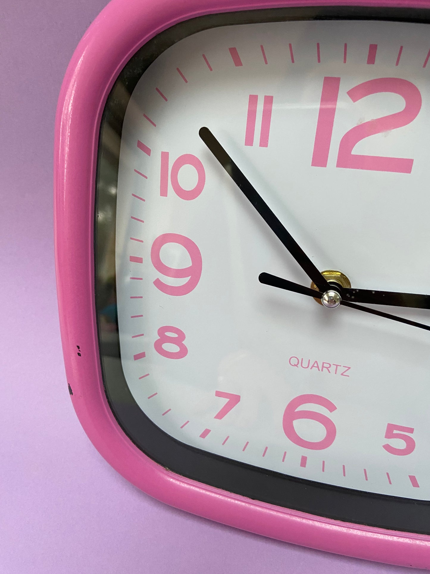 PINK Quartz plastic clock